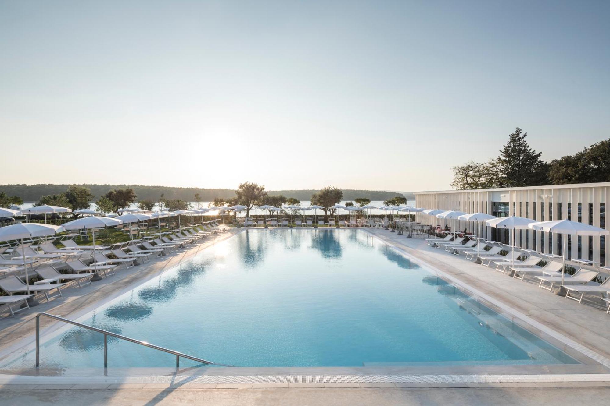 Falkensteiner Hotel Park Punat Exterior photo