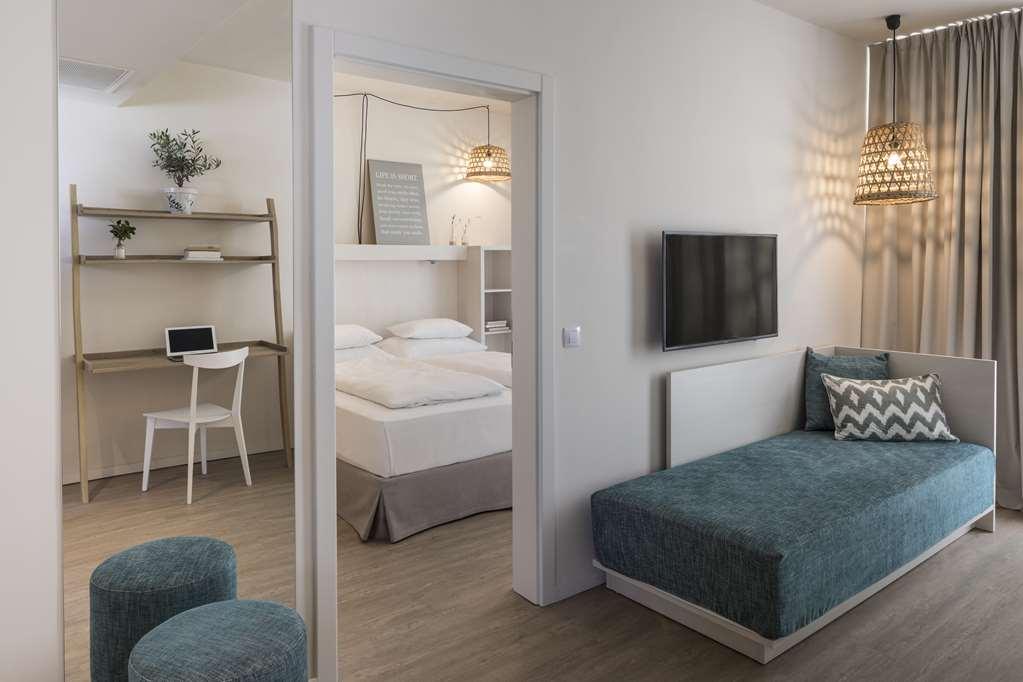 Falkensteiner Hotel Park Punat Room photo